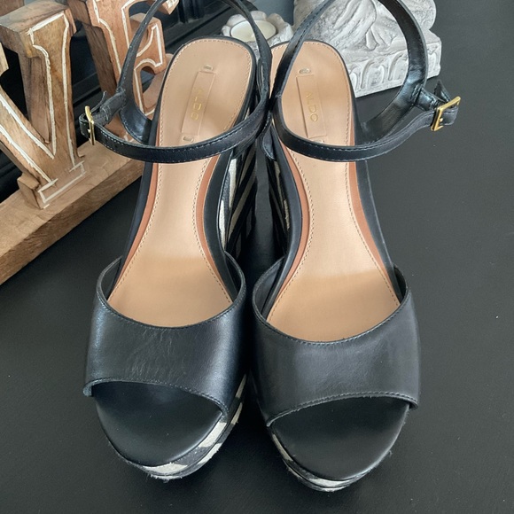 Aldo wedges new size 8 - Picture 3 of 6